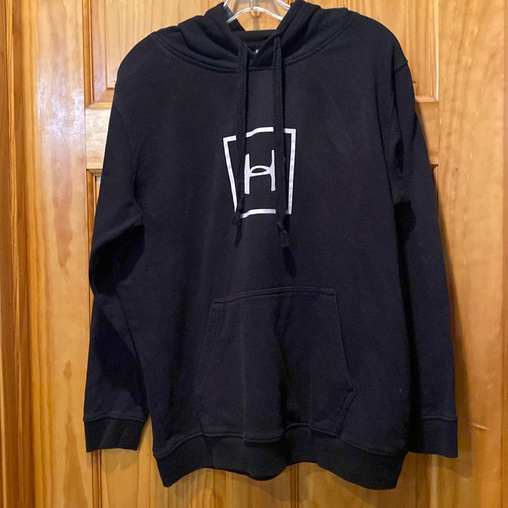 UnderArmour black hoodie
